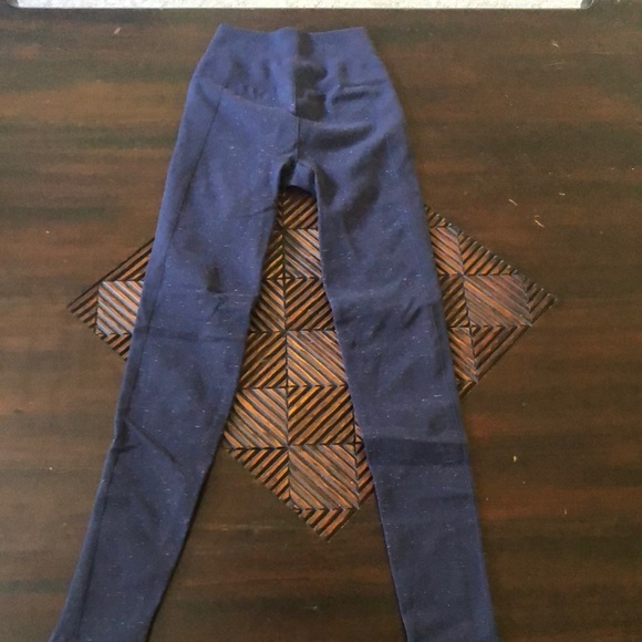 Lululemon dancer tights - Picture 1 of 4